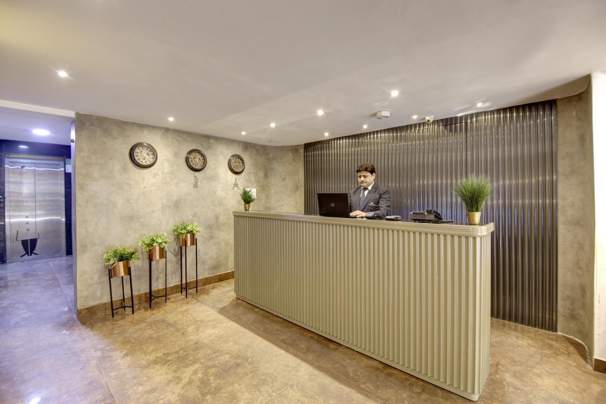 Hotel Town Pallace Inn Patel Nagar New Delhi Eksteriør bilde